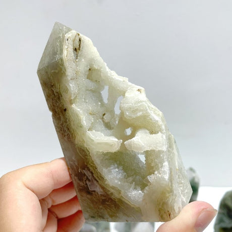 14 Pieces White Geode Druzy Moss Agate Tower Point - Wholesale Crystals