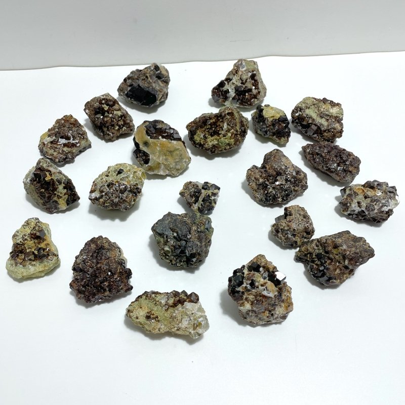 21 Pieces Small Raw Garnet Specimen - Wholesale Crystals