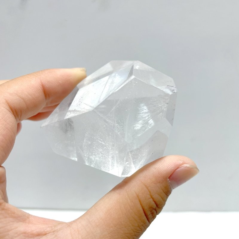 28 Pieces Clear Quartz Free Form - Wholesale Crystals