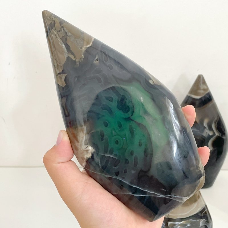 7 Pieces Large Volcano Agate Arrow Head Shape (UV - Reactive) - Wholesale Crystals