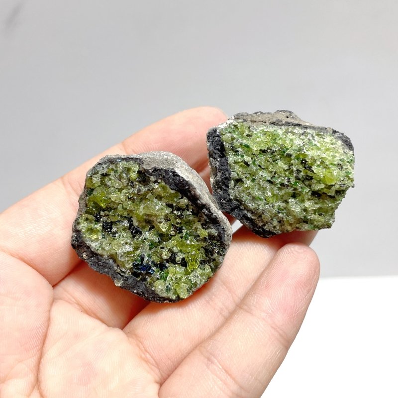 70 Pieces Peridot Raw Stone Specimen - Wholesale Crystals