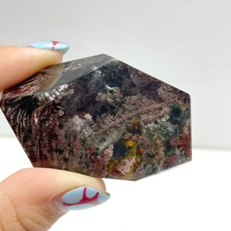 8 Pieces Garden Quartz Free Form 2 - Wholesale Crystals