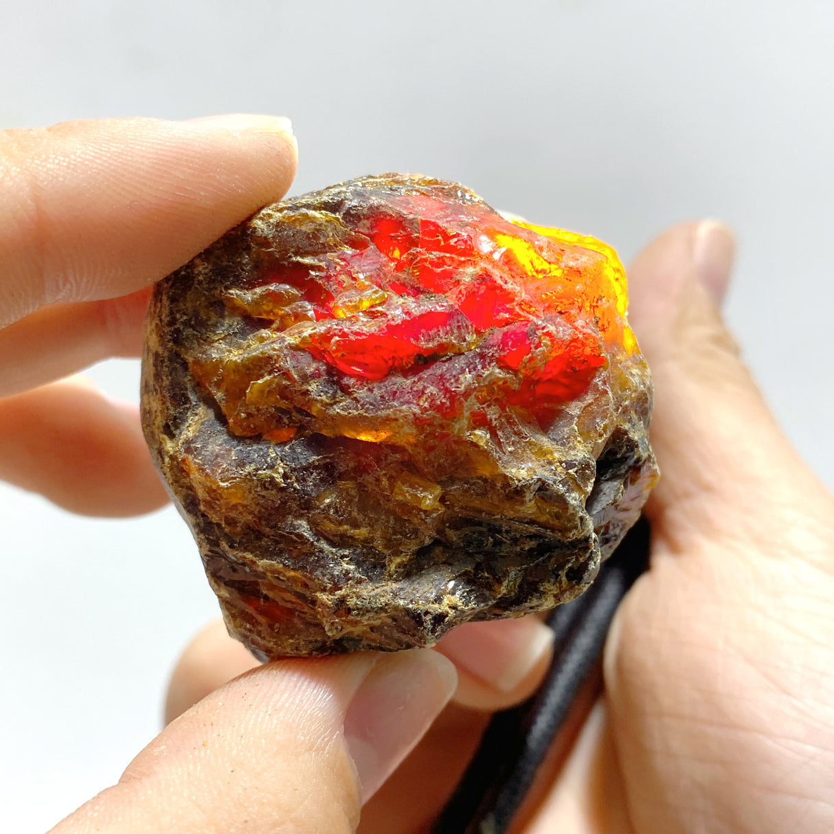 Madagascar Raw Amber Stone Wholesale