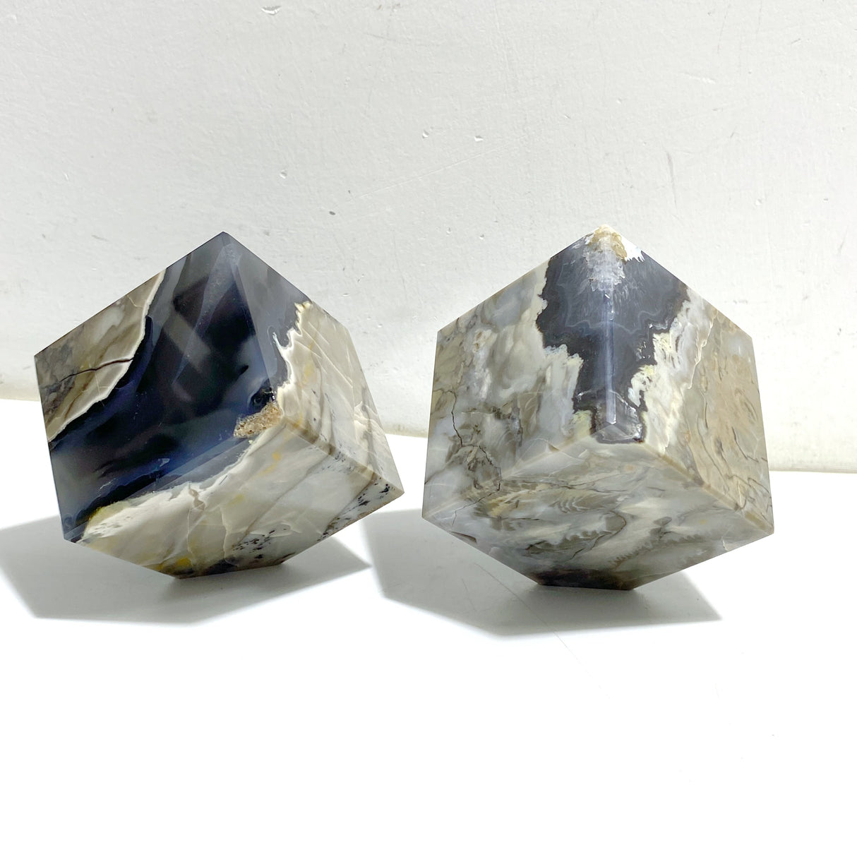 7 Pieces Volcanic Agate Standable Cube (UV-Reactive)