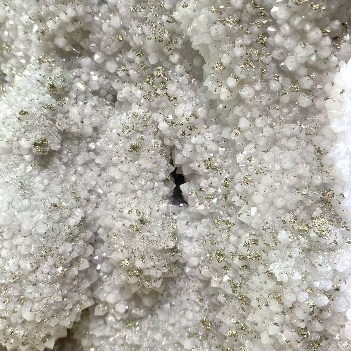 12.5KG Clear Quartz Cluster Mixed Apophyllite Pyrite Mineral Specimen (Sea Freight Only)