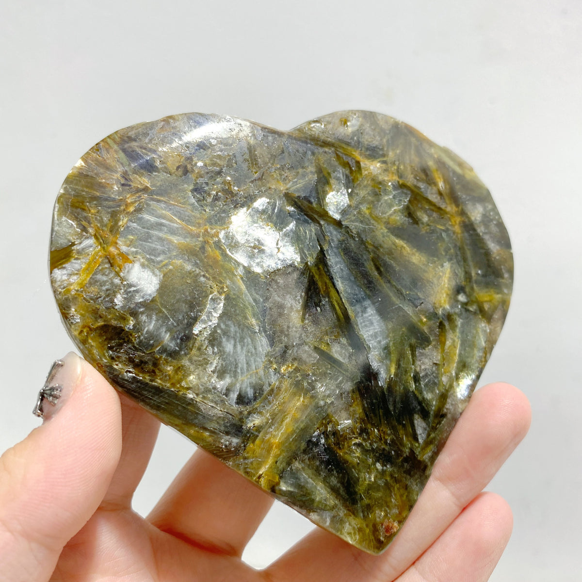 14 Pieces Green Mica Heart