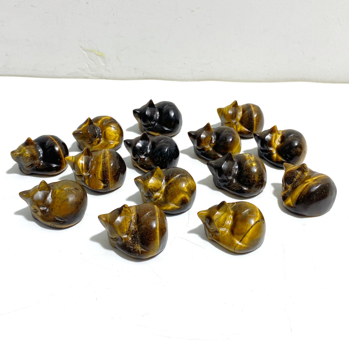 3.9CM Tiger Eye Sleeping Cats Carving Wholesale