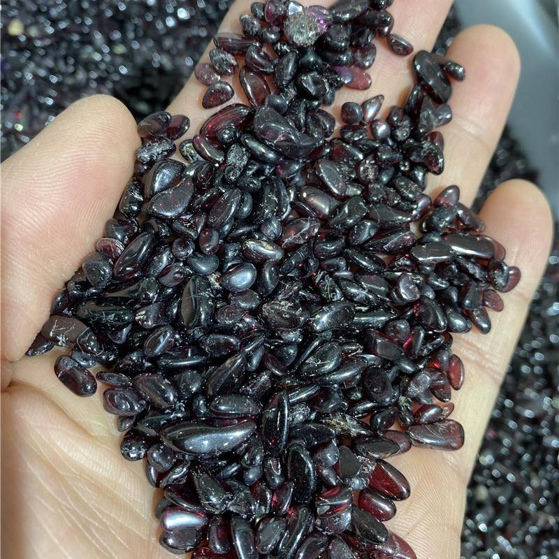 red garnet gravel chips -Wholesale Crystals