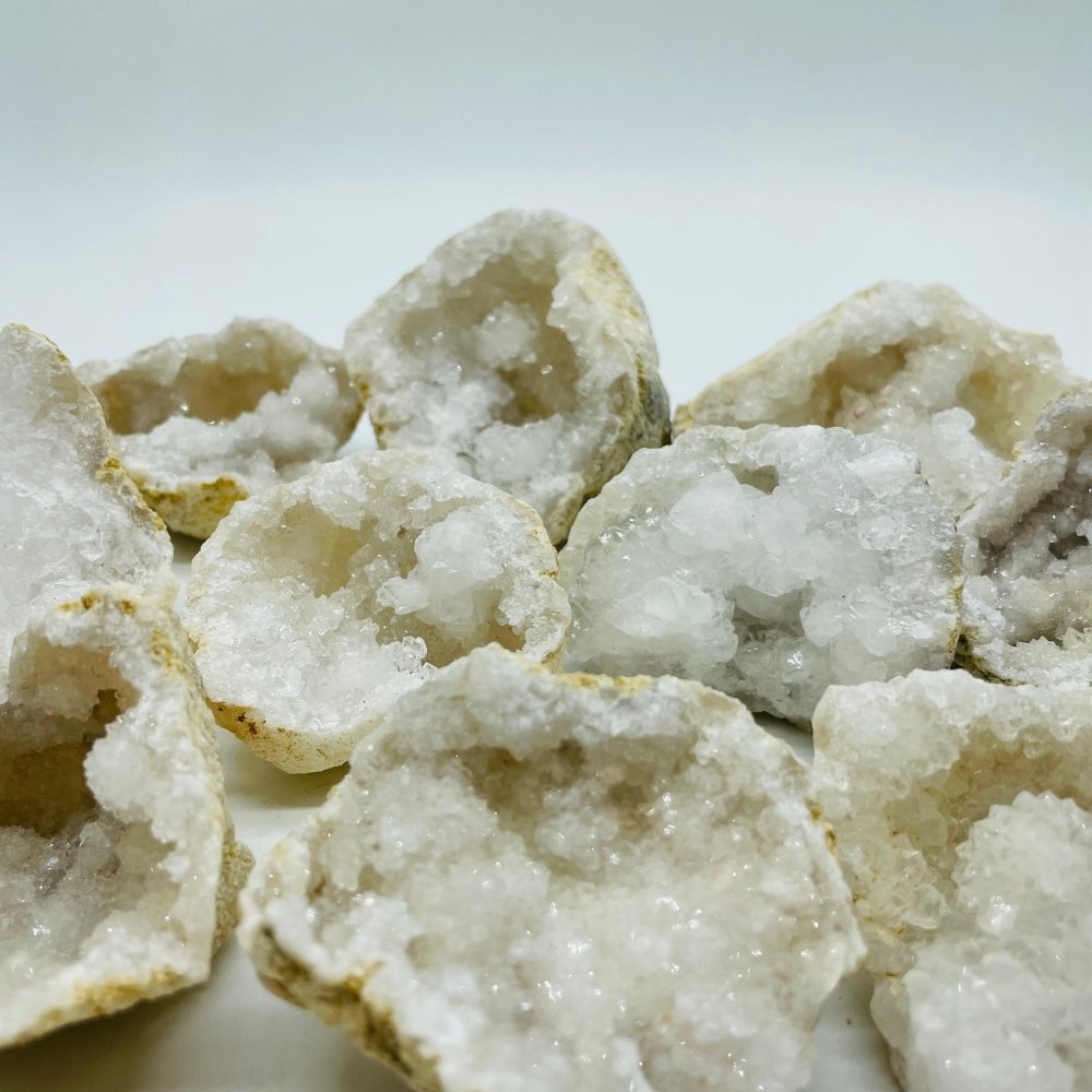 Natural Quartz Geode Rough Stone Wholesale -Wholesale Crystals