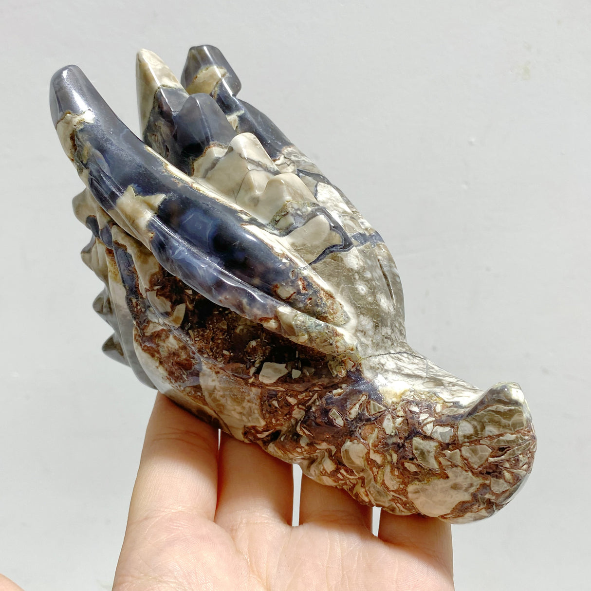11 Pieces Volcanic Agate Dragon Head Carving Closeout(UV-Reactive)