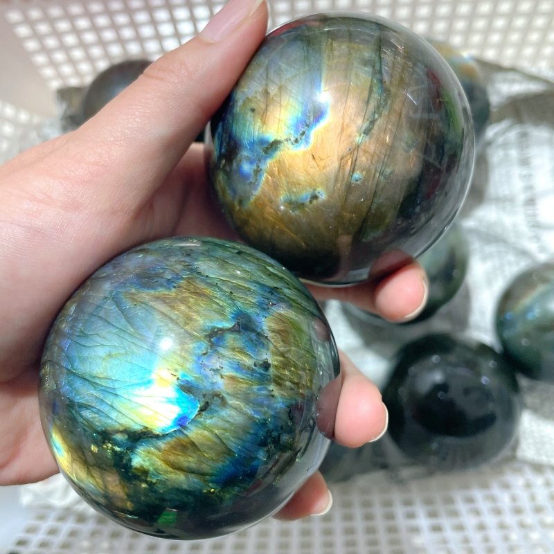 13 Pieces Strong Light Labradorite Spheres - Wholesale Crystals