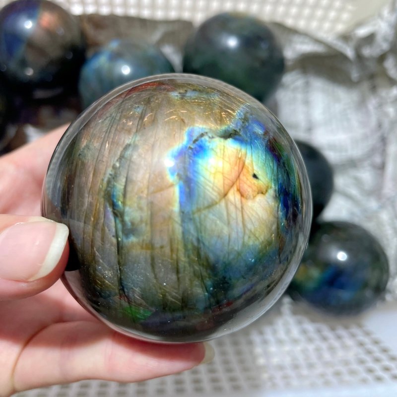 13 Pieces Strong Light Labradorite Spheres - Wholesale Crystals