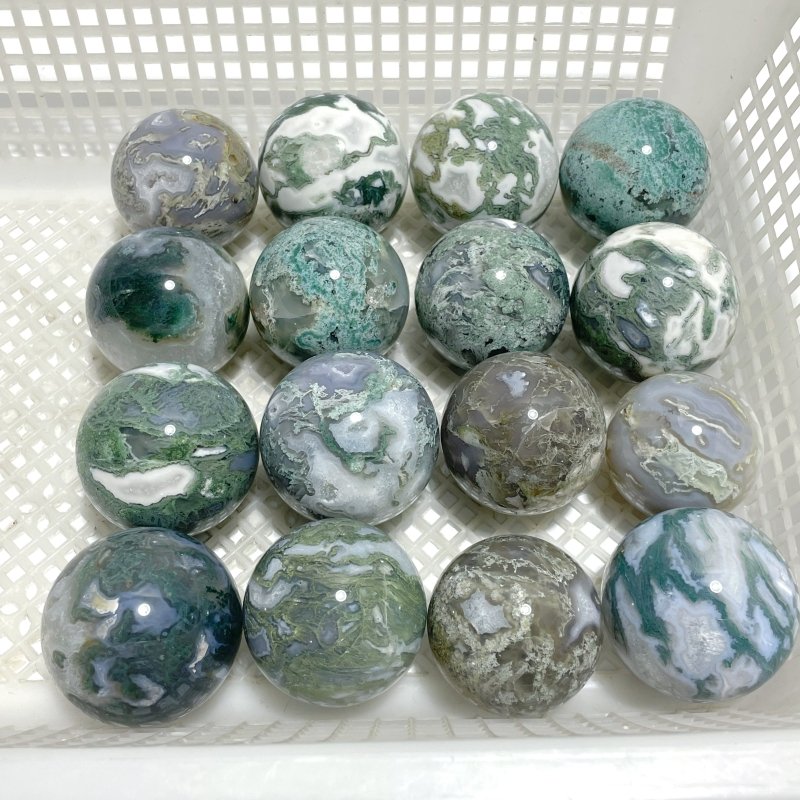 16 Pieces Beautiful Moss Agate Spheres - Wholesale Crystals