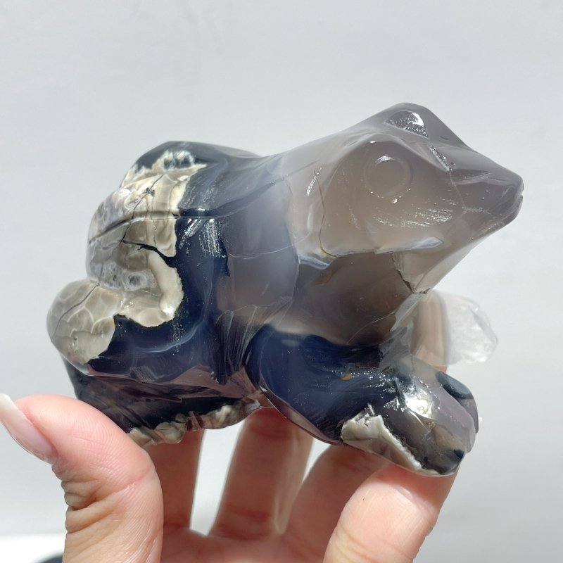 16 Pieces Volcano Agate Frog Carving(UV - Reactive) Closeout (Defective) - Wholesale Crystals