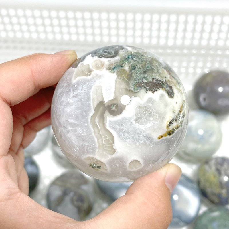 17 Pieces Moss Agate Spheres - Wholesale Crystals