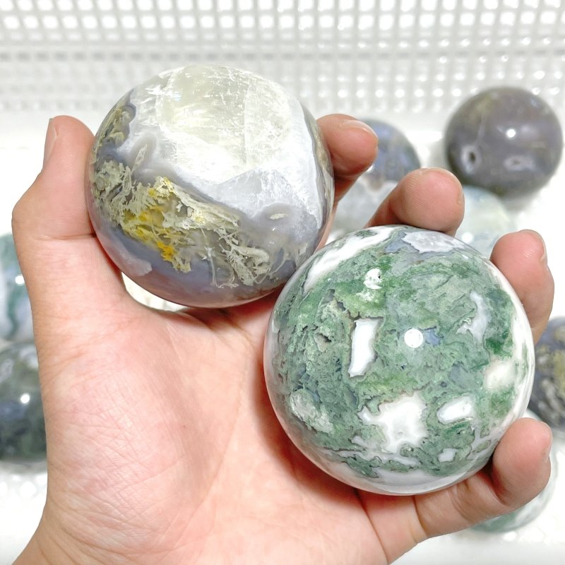 17 Pieces Moss Agate Spheres - Wholesale Crystals