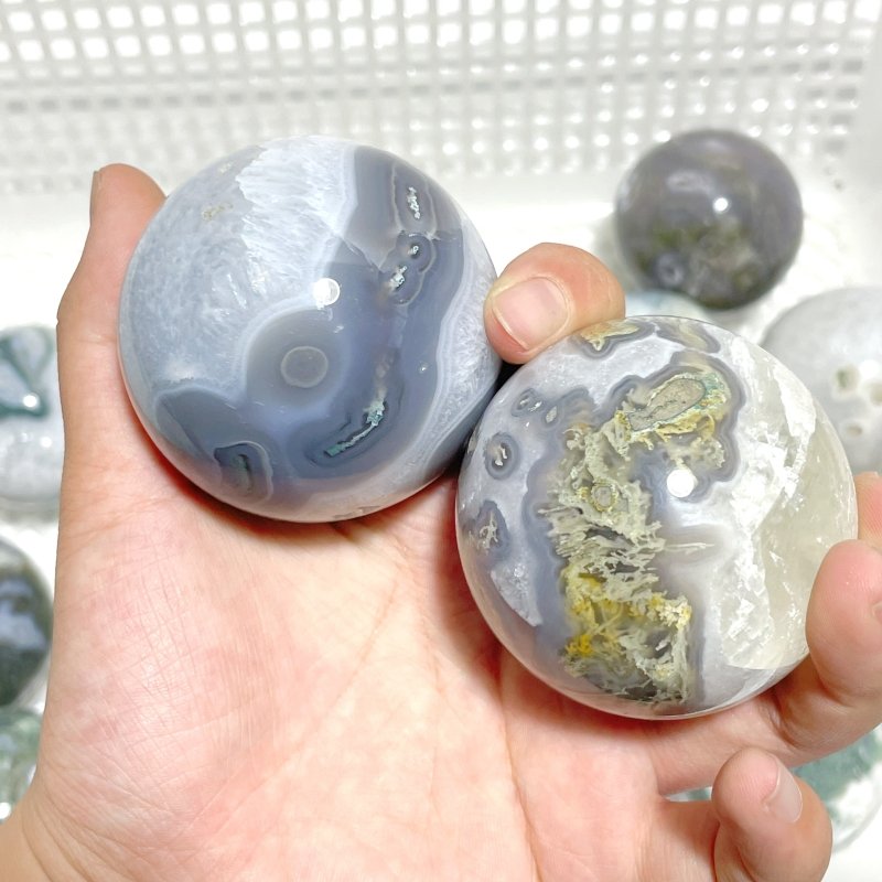 17 Pieces Moss Agate Spheres - Wholesale Crystals
