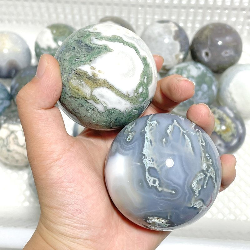 17 Pieces Moss Agate Spheres - Wholesale Crystals