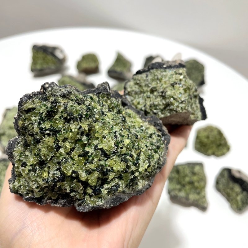 20 Pieces Peridot Raw Stone Specimen - Wholesale Crystals