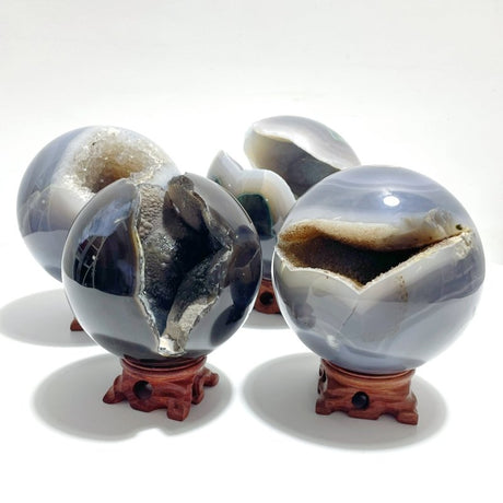 4 Pieces Beautiful Geode Agate Spheres - Wholesale Crystals