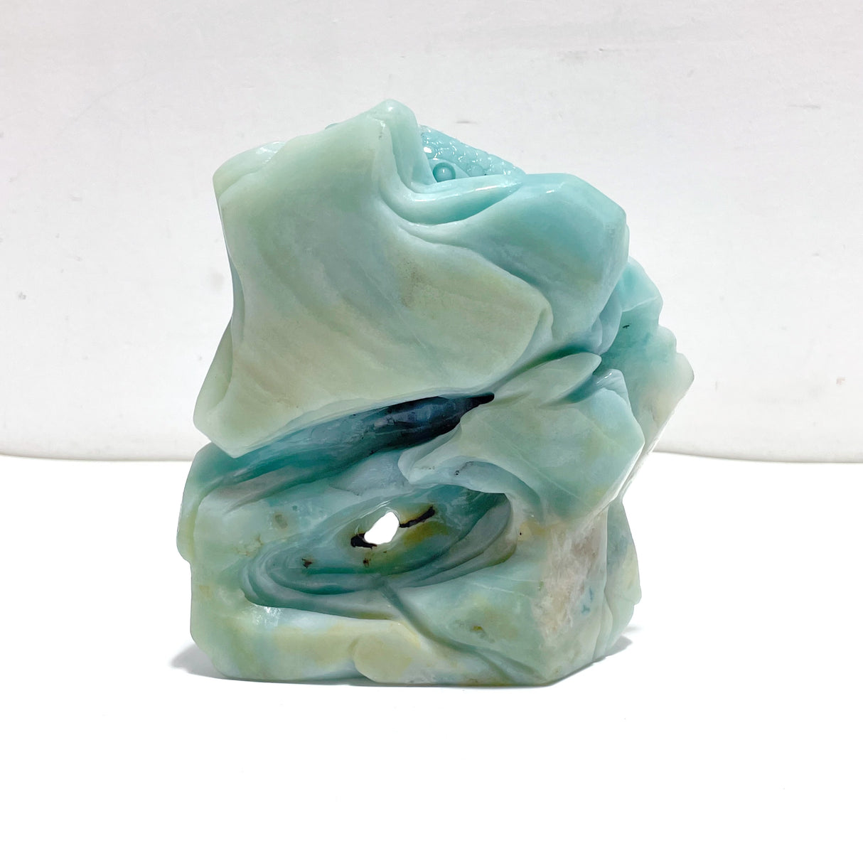 Beautiful Caribbean Calcite Lizard Carving