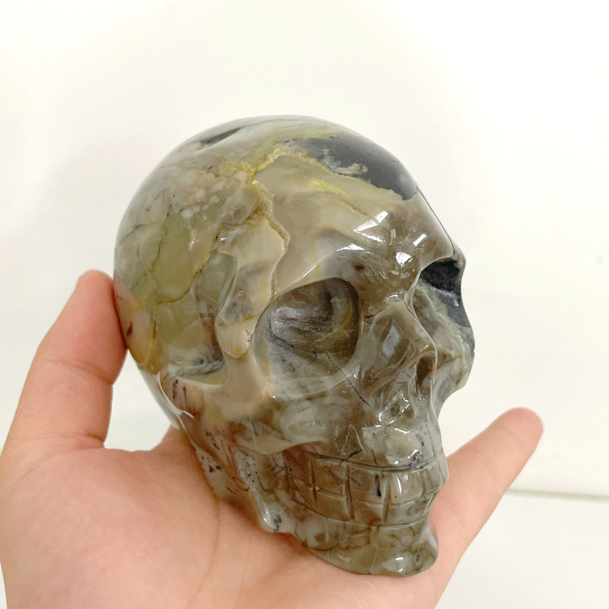6 Pieces Volcano Agate Skull(UV-Reactive)
