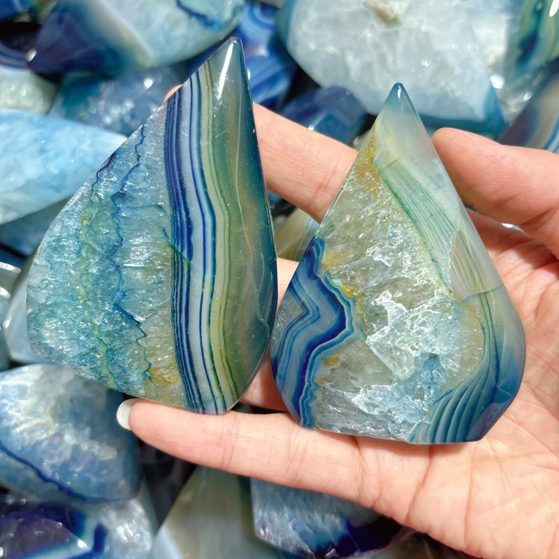 Blue Dyed Agate Arrow Head Shape Wholesale - Wholesale Crystals