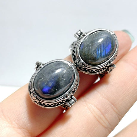 Labradorite Rings With Compartment Wholesale - Wholesale Crystals