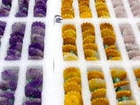 Sunflower-shaped Yellow Jade And Green Aventurine Leaf Carving Wholesale