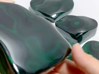 6 Pieces Large Malachite Heart Raw Bottom