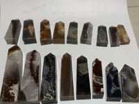 17 Pieces Agate Tower Points