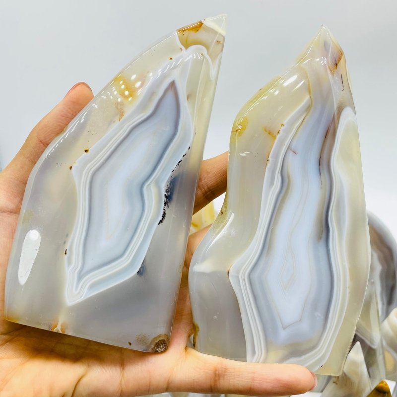 42 Pieces White Stripe Agate Arrow Head Shape Carving -Wholesale Crystals